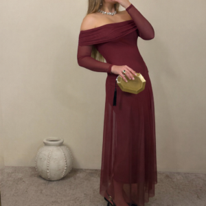Vestido Encanto Velado – Elegancia con Tul